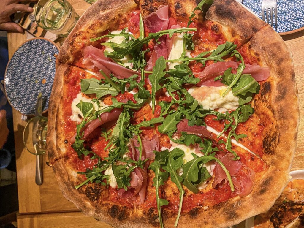 Pizza de Prosciutto & Stracciatella